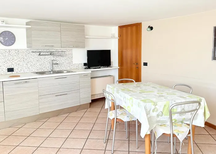 Se181 - Senigallia, Ampio E Luminoso Quadrilocale Con Terrazzo 세니갈리아